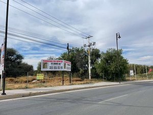 Terreno a pie de carretera