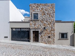 Privada del Valle, Casa 4