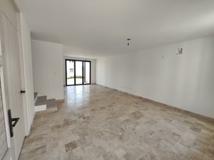 Casa Perla (Available)
