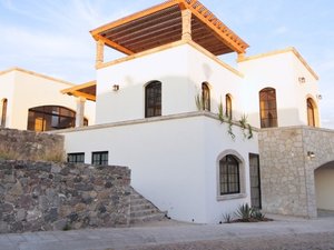 CASA HOYO TRECE