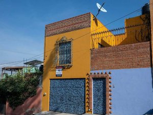 Golondrinas Home