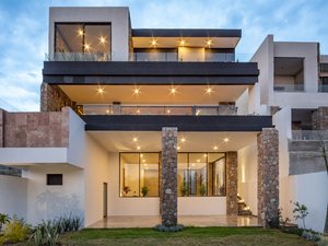 Casa Alba