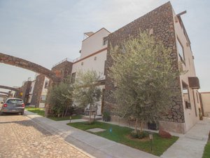 1948 House for Sale in Residencial Luna, San Miguel de Allende