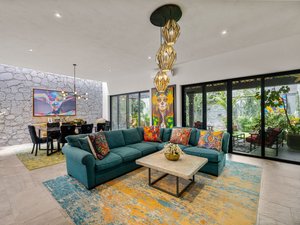 Casa Connie