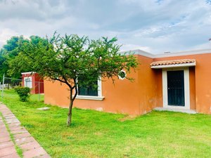 SINGLE LEVEL LIVING HOME