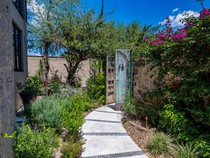 Santa Fe meets San Miguel