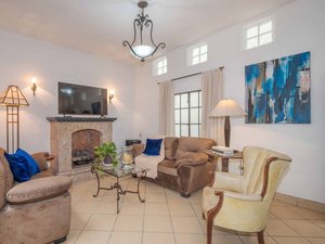 Casa Azul Escondida (Turnkey)