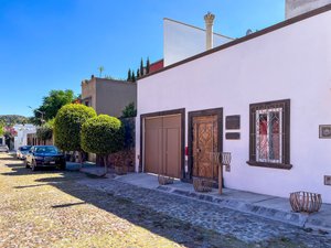 Casa Blanca Oportunidad de Inversión en SMA