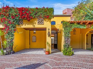 Allende Village Villa 9