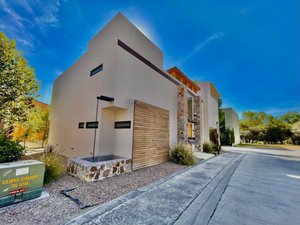 CASA BONITA con TERRAZA