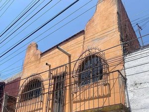 Casa Juan Aldama-Fixer Upper