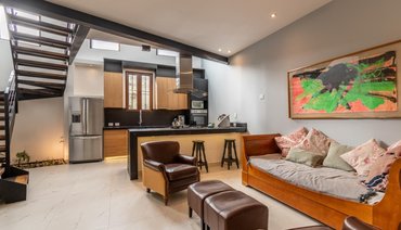 The Corner Loft House