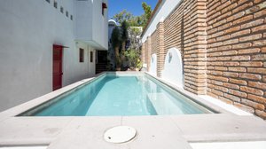 La casa de la puerta roja en renta  – San Miguel de Allende real estate photo 1