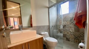 Moderno Departamento Minimalista de 2 Recámaras + Roof Privado | Alberca y Gimnasio | Cerca del Cent – San Miguel de Allende real estate photo 3