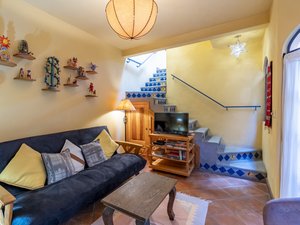 Dos casas, una propiedad, excelente ubicación