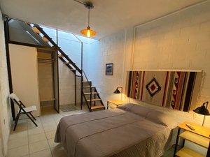 Charming One-Bedroom Apartment with Rooftop Access in CENTRO Area!