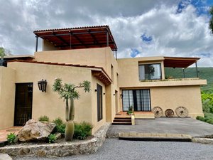 Casa Maria: Beautiful countryside home for sale or for rent.