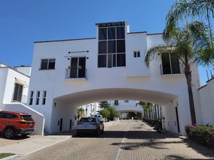 CASA ROBERT, incredible opportunity, in EL ENCANTO!! 