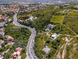 Lote 2 Tres Cruces