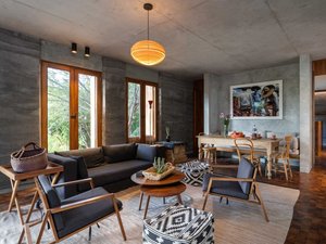 Casa Rammed Earth