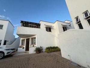 CASA EN EL ENCANTO