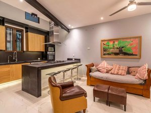 The Corner Loft House