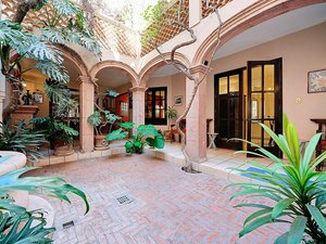 Casa de Las Cruces