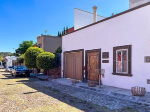 Casa Blanca Oportunidad de Inversión en SMA