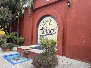 Ground floor level 2 bedroom Condo , great location Rincón del Cielo La Lejona 