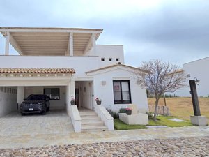 Casa Pirules