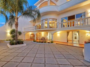 Casa Donceles