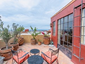 Casa Nueva Azteca