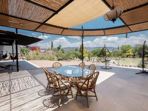 Casa Arcoiris en Rancho Los Labradores