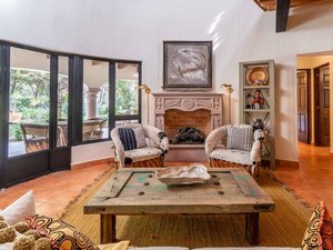 Villa 108, Los Labradores