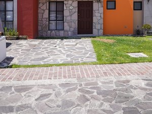 Upgraded Home for Sale in Zirándaro | Renovated Kitchen & Rooftop Game Studio