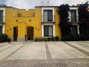 Casa Ideal Torre de Piedra