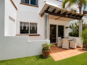 EL ENCANTO DE TUS OJOS