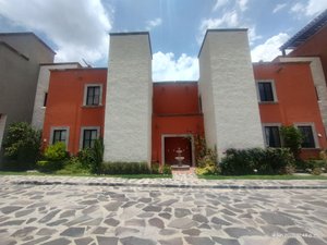 CASA "EL MILAGRO"