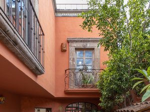 Casa Brillante