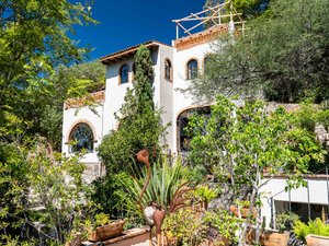 Casa Shangri-La