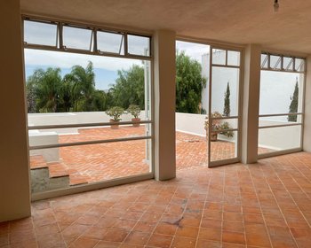 No disponible hasta Diciembre 2022. Casa espaciosa y elegante en Guadiana de una sola planta – San Miguel de Allende real estate photo 2
