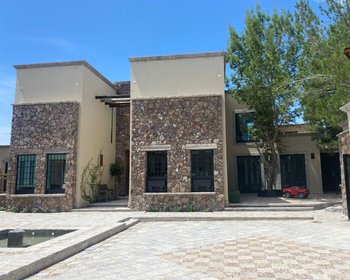 Hermosa casa en renta en el campo a tan solo 10 minutos del centro.  – San Miguel de Allende real estate photo 1