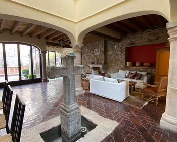 Beautiful fully furnished house located  in a gated community in an excellent location  – San Miguel de Allende real estate photo 4