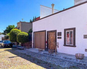 Casa Blanca Oportunidad de Inversión en SMA – San Miguel de Allende real estate photo 1