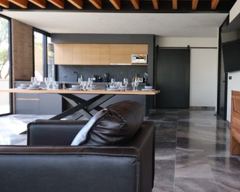 Modern Luxury Home with Casita & Pool in Los Senderos – San Miguel de Allende real estate photo 4