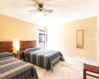 HOTEL SALIDA A CELAYA – San Miguel de Allende real estate photo 3
