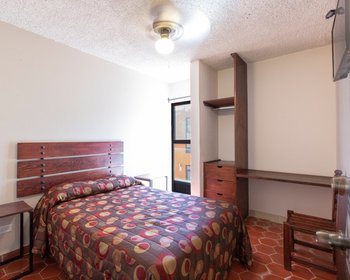 HOTEL SALIDA A CELAYA – San Miguel de Allende real estate photo 1