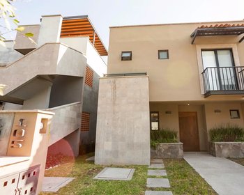 Casa Paloma  Azul Casalvento Zirandaro – San Miguel de Allende real estate photo 1