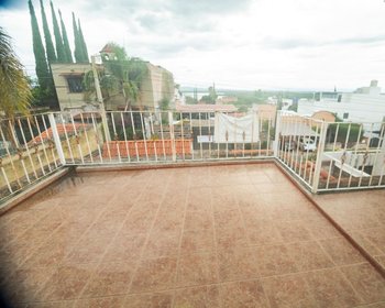 CASA EN VENTA PARA REMODELAR, VILLA DE LOS FRAILES – San Miguel de Allende real estate photo 2