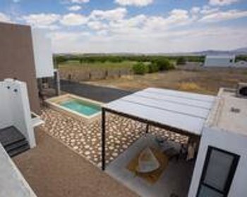 Casa Chu, ideal for living in a country area with a pool – San Miguel de Allende real estate photo 1